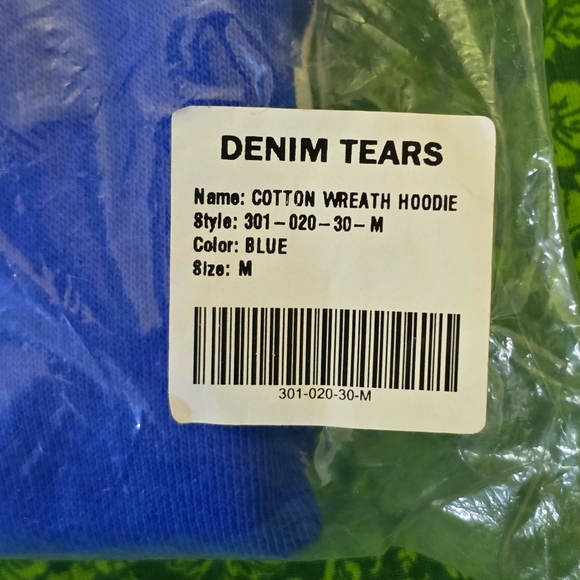 Blue and White Floral Men's Sweater - Picture 5 of 10